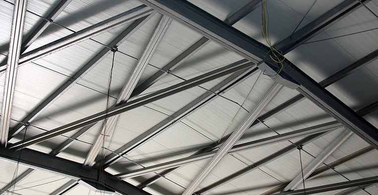 esdaar-hangar-02.jpg