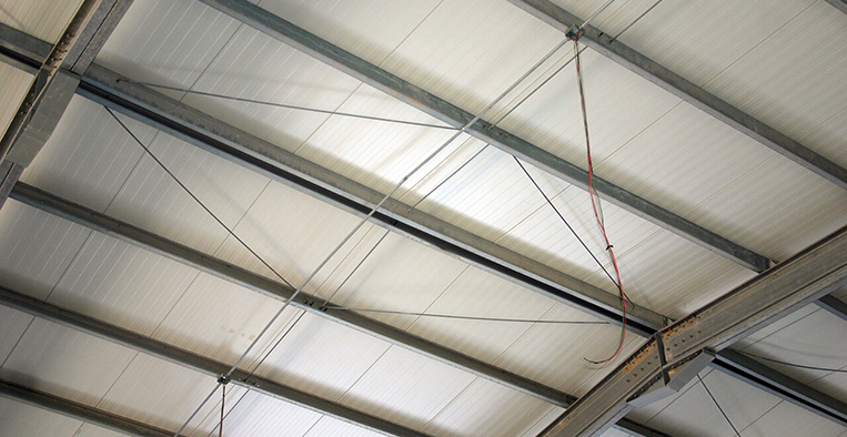 esdaar-hangar-01.jpg