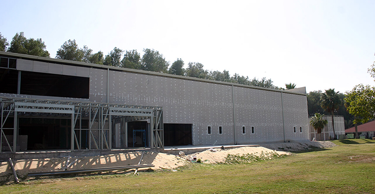 esdaar-hangar-04.jpg